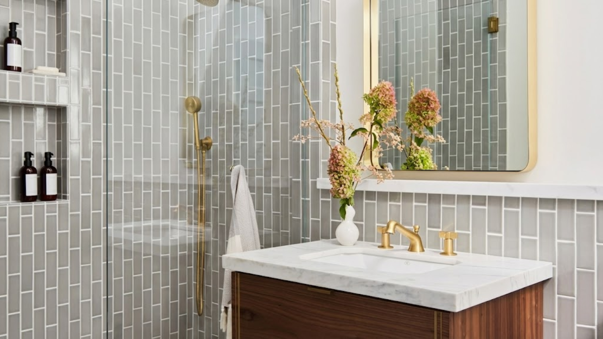 Vertical Stacking Tiles