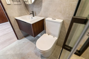 Bathroom Remodel Cost i