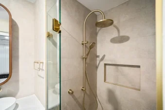 Project Crystal Shower Set