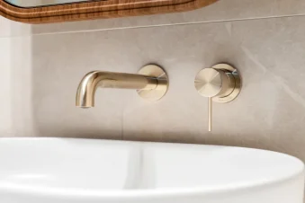 Project Crystal Wall Faucet 